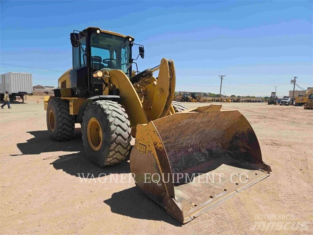 CAT 938M Utovarivači na točkove