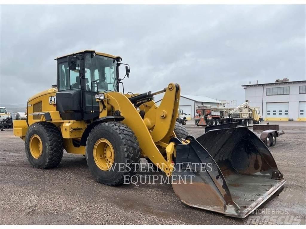 CAT 938M Utovarivači na točkove