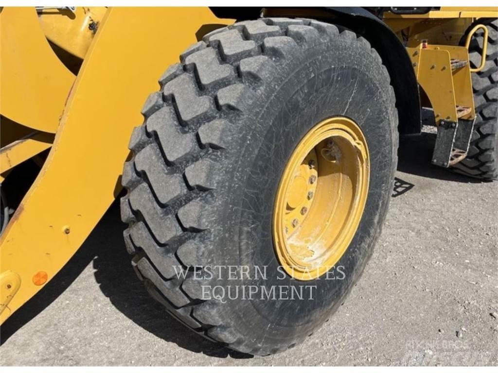 CAT 938M Utovarivači na točkove