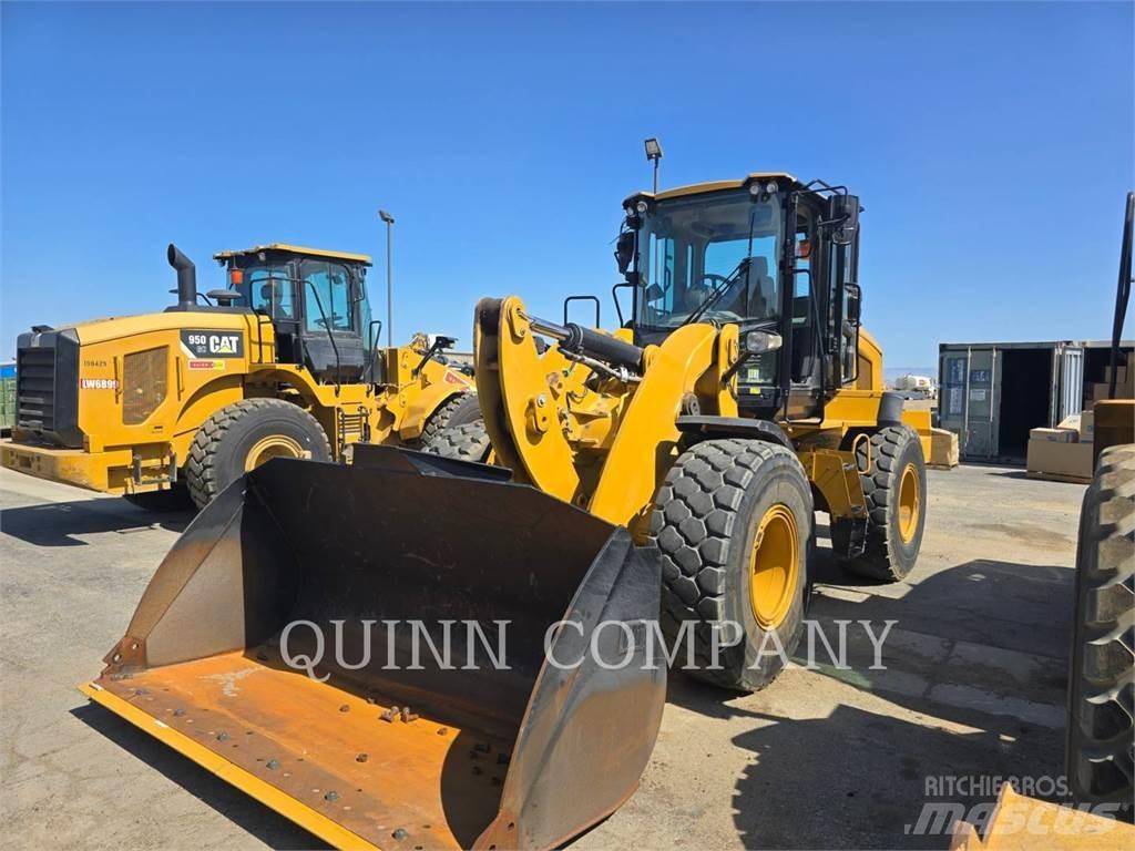 CAT 938M Utovarivači na točkove