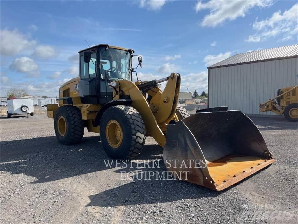 CAT 938M Utovarivači na točkove
