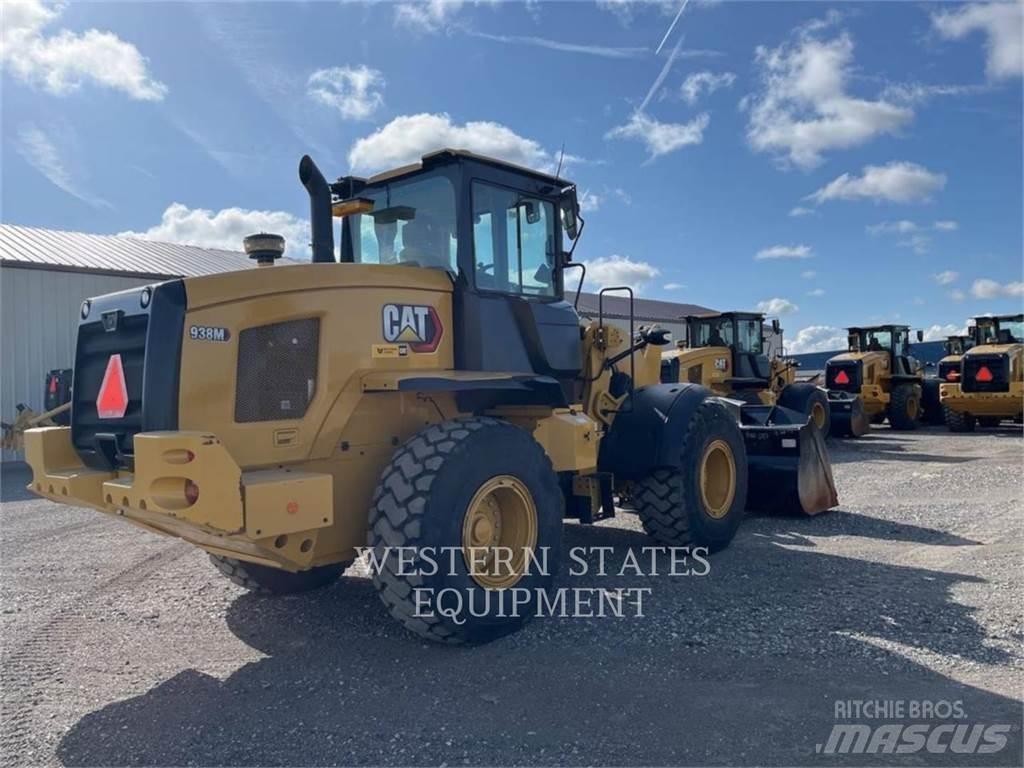 CAT 938M Utovarivači na točkove