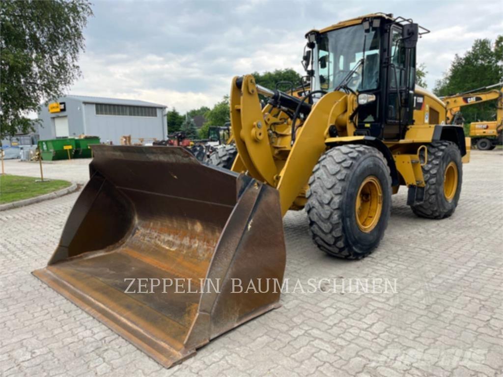 CAT 938M Utovarivači na točkove