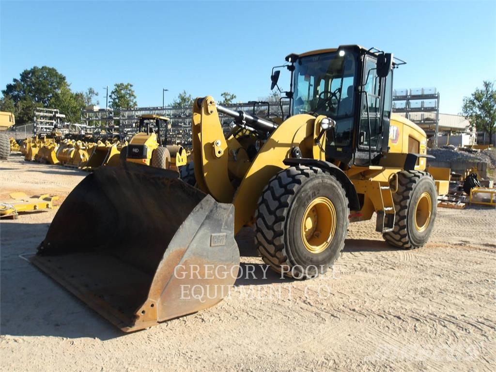 CAT 938M Utovarivači na točkove