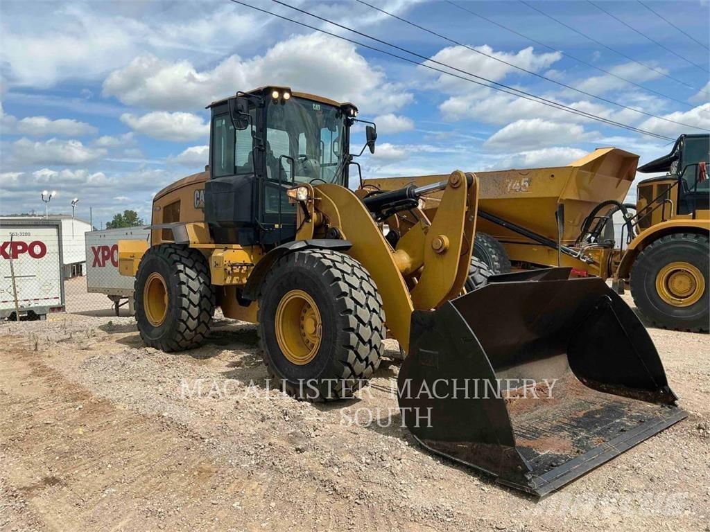 CAT 938M Utovarivači na točkove