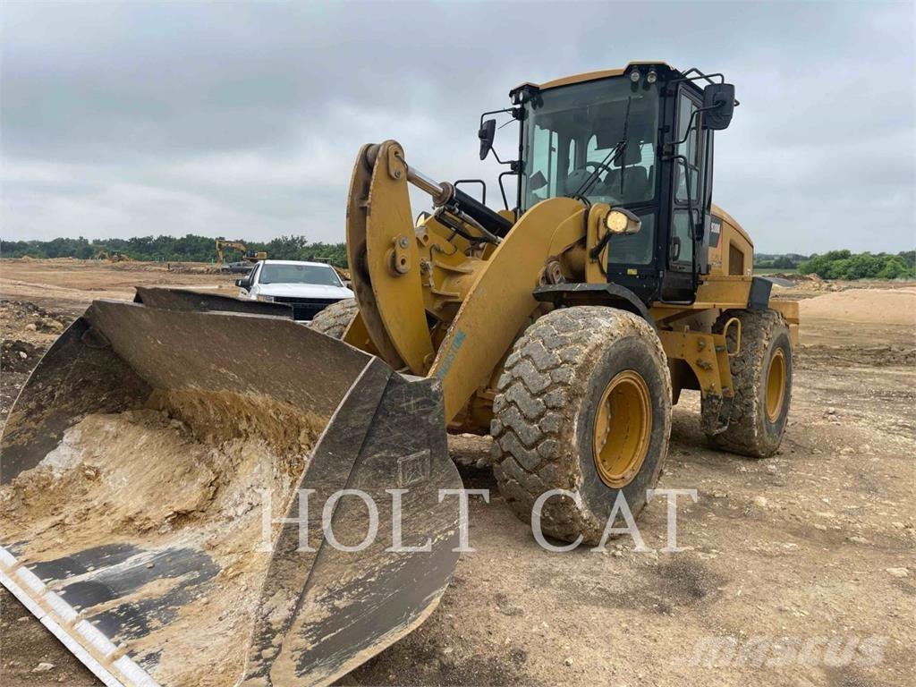 CAT 938M Utovarivači na točkove