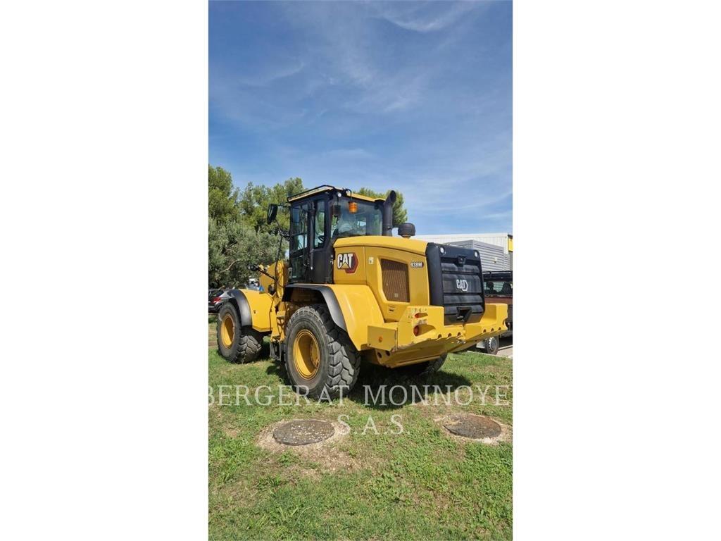 CAT 938M Utovarivači na točkove