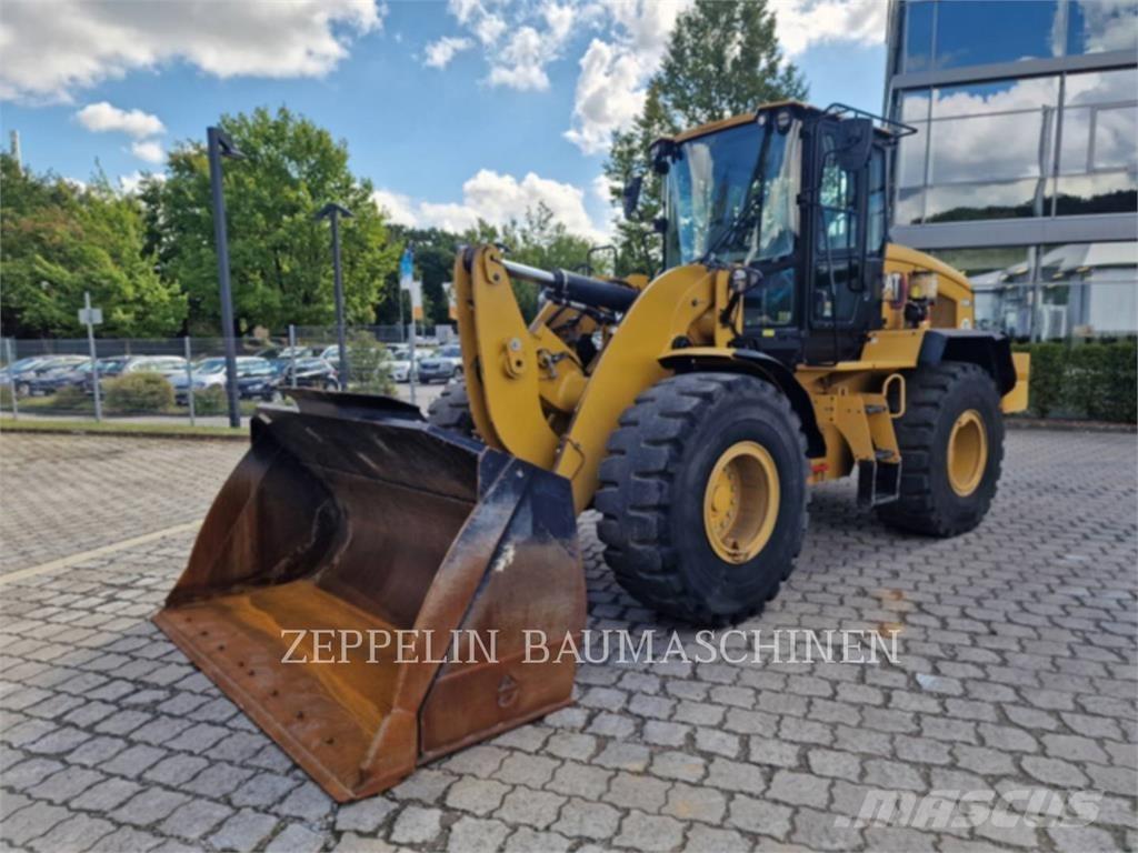 CAT 938M Utovarivači na točkove