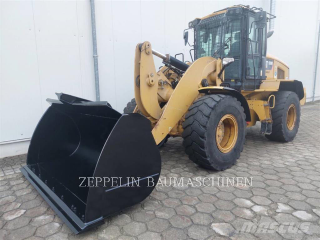 CAT 938M Utovarivači na točkove