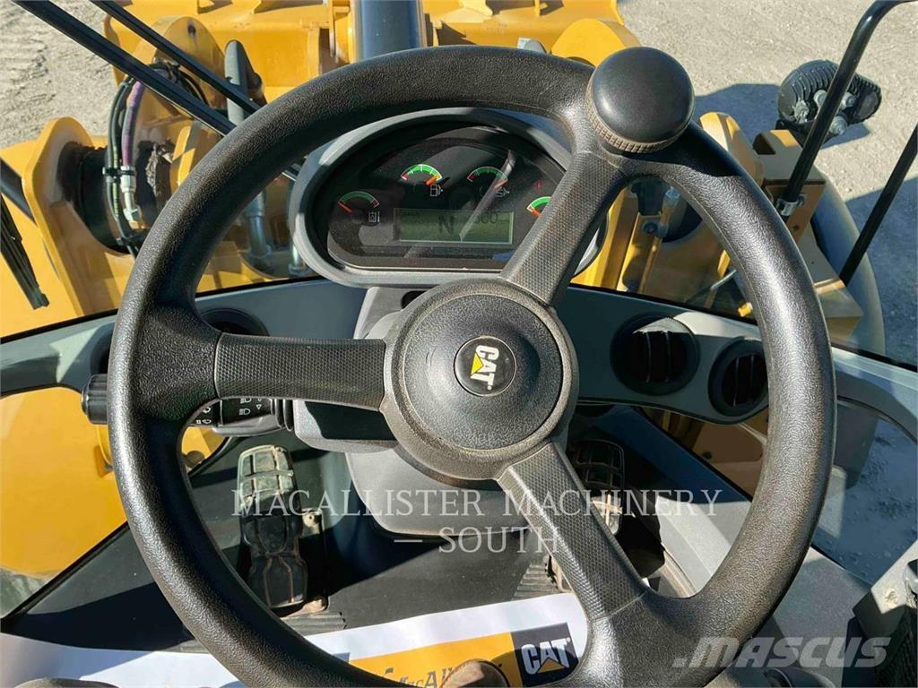 CAT 938M Utovarivači na točkove