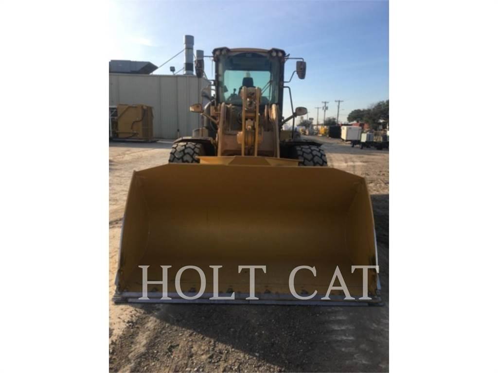 CAT 938M Utovarivači na točkove