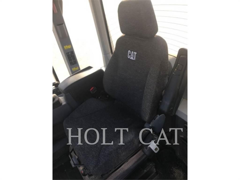CAT 938M Utovarivači na točkove