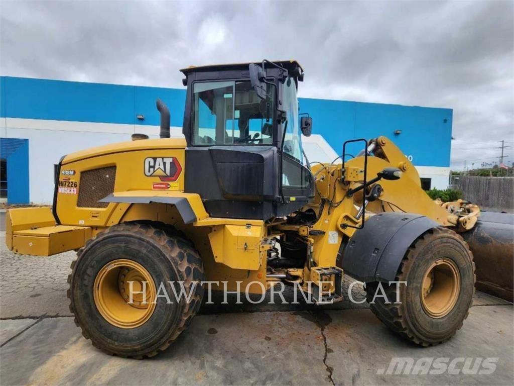 CAT 938M Utovarivači na točkove