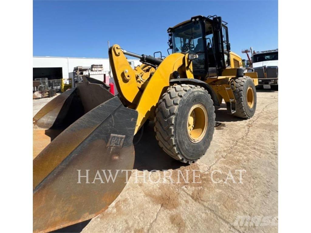 CAT 938M Utovarivači na točkove