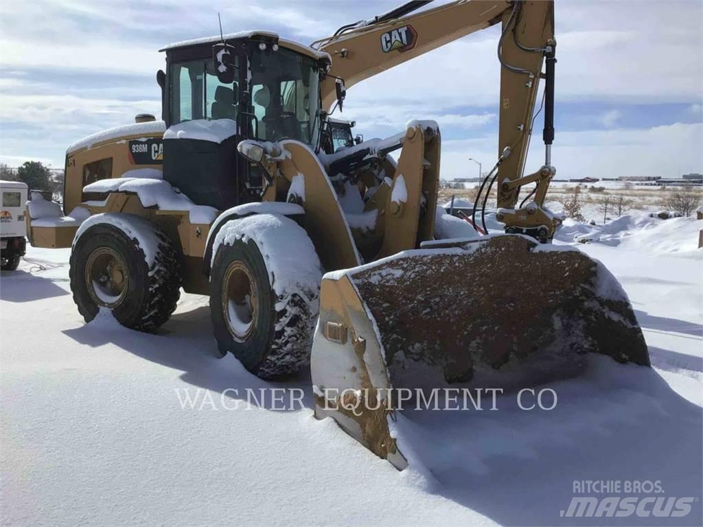 CAT 938M Utovarivači na točkove