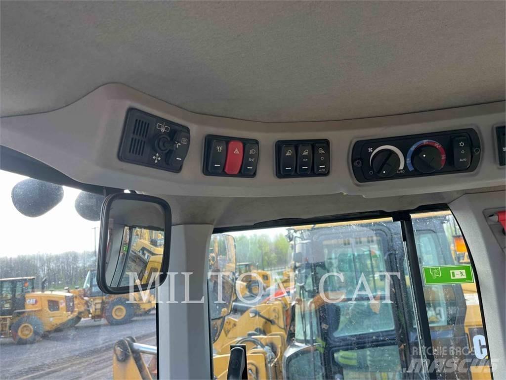 CAT 938M 2V Utovarivači na točkove