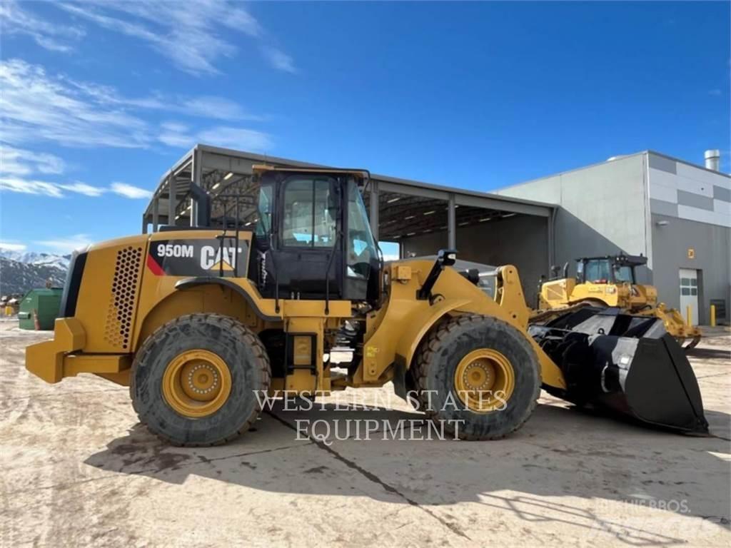 CAT 950M Utovarivači na točkove