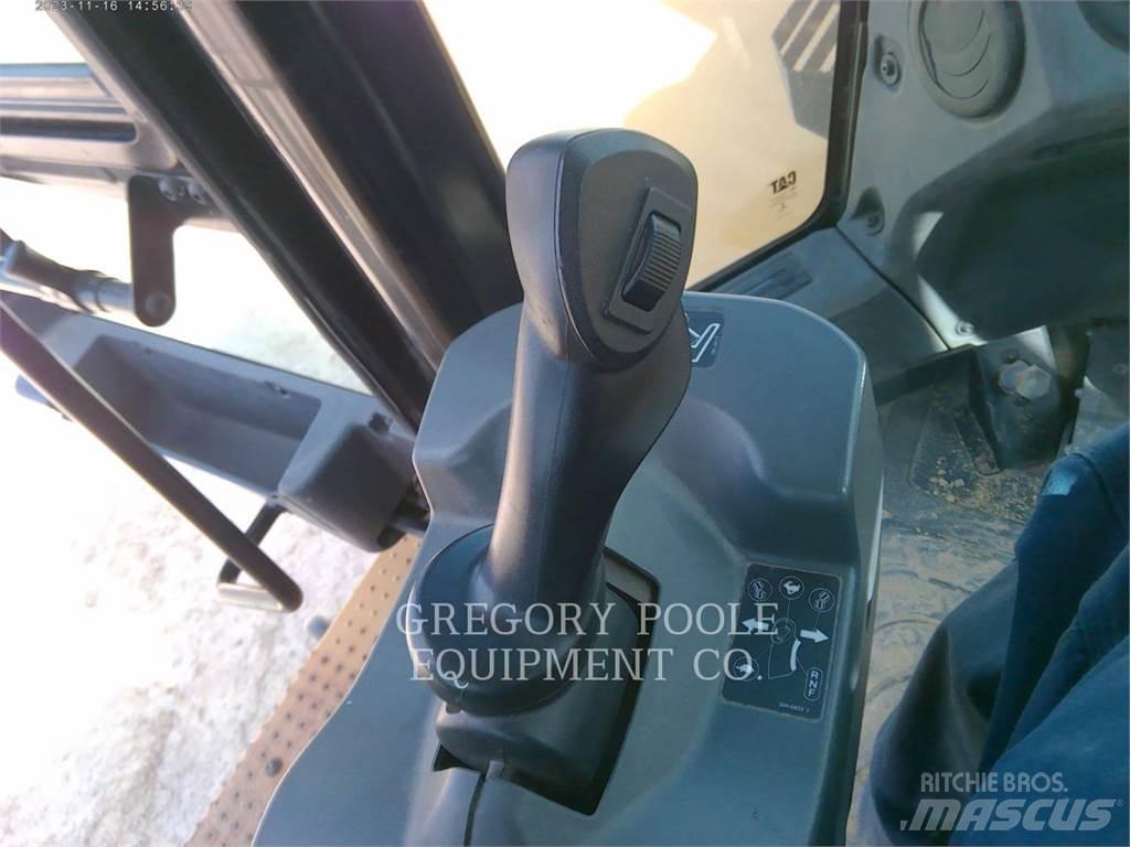 CAT 950M Utovarivači na točkove