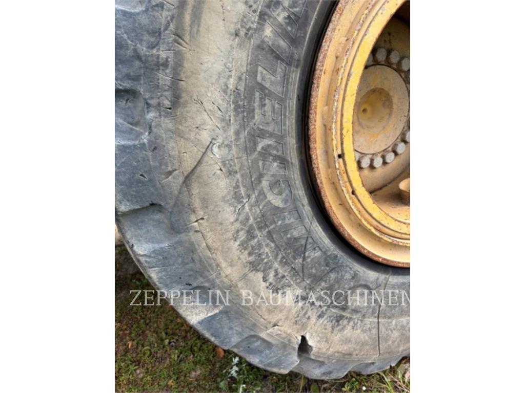 CAT 950M Utovarivači na točkove