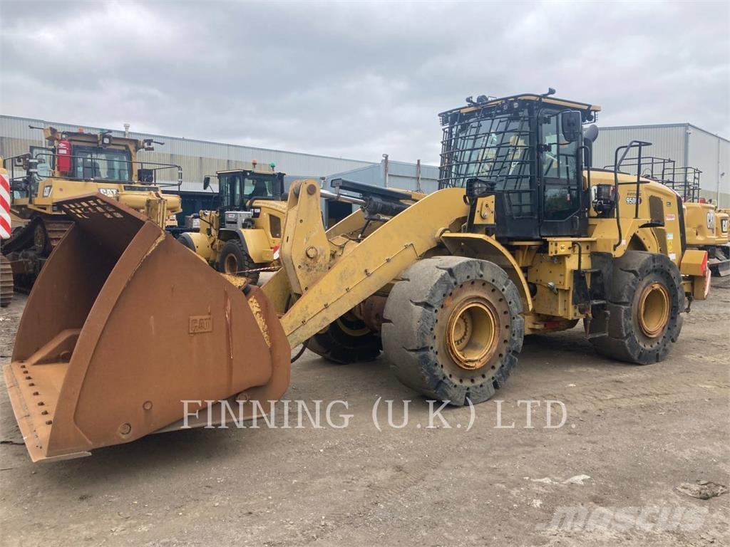 CAT 950M Utovarivači na točkove