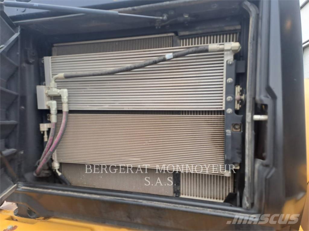 CAT 950M Utovarivači na točkove