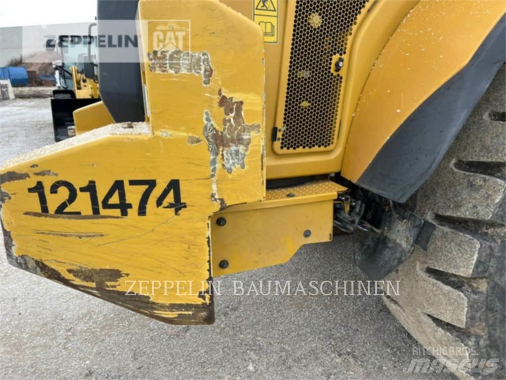 CAT 962M Utovarivači na točkove
