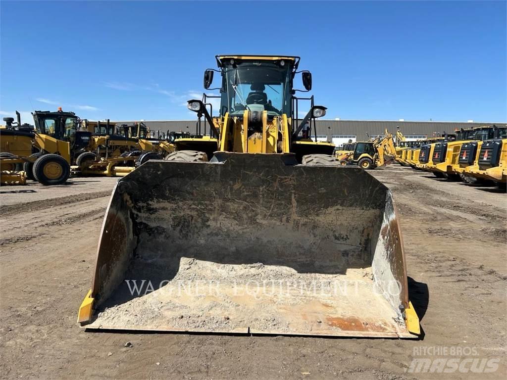 CAT 962M Utovarivači na točkove