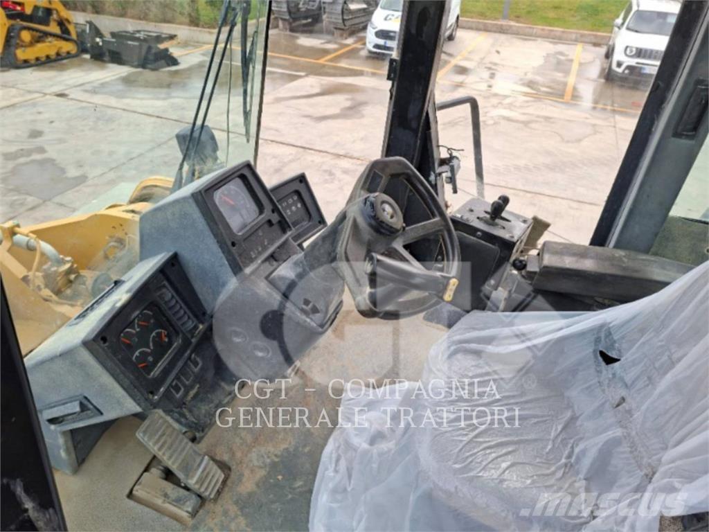 CAT 966 Utovarivači na točkove