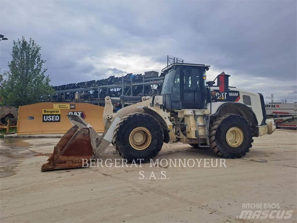 CAT 966M Utovarivači na točkove