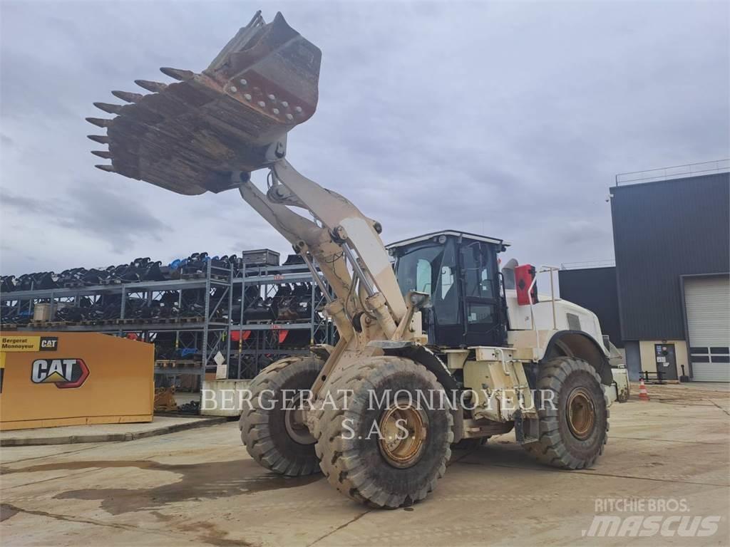 CAT 966M Utovarivači na točkove