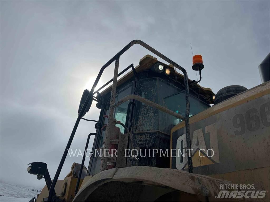 CAT 966M Utovarivači na točkove