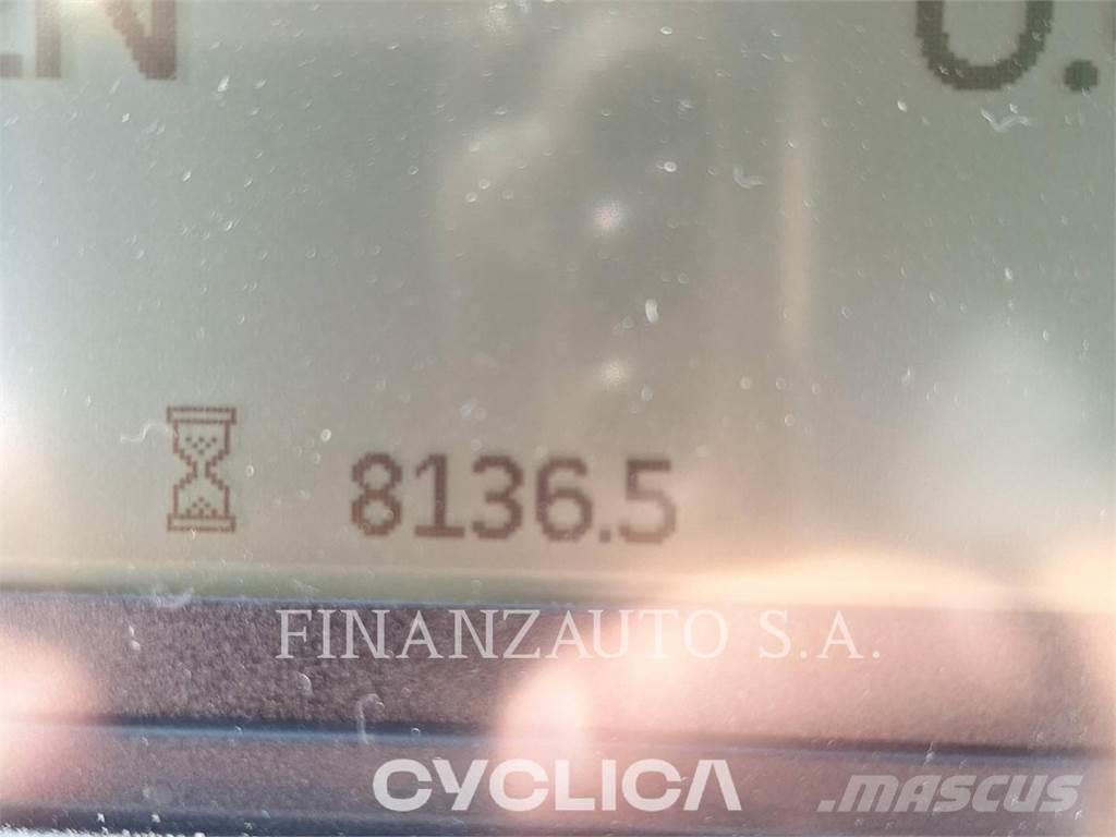 CAT 966M Utovarivači na točkove