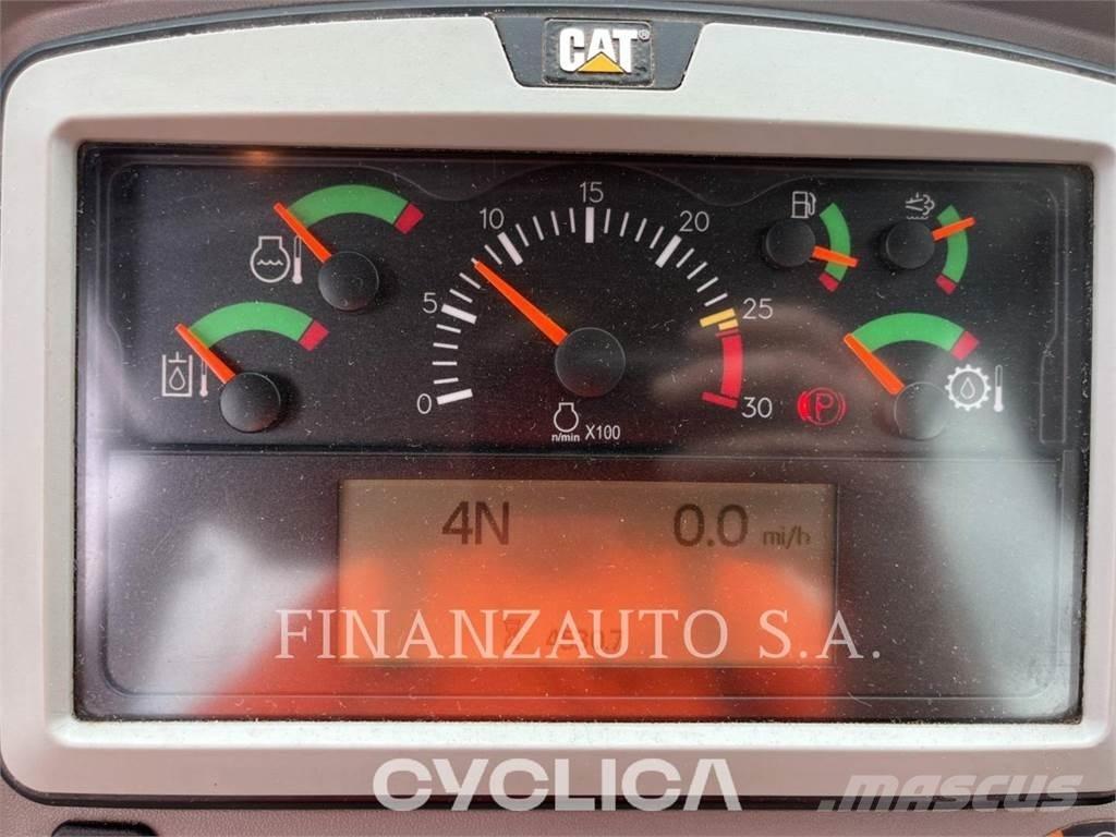 CAT 966M Utovarivači na točkove