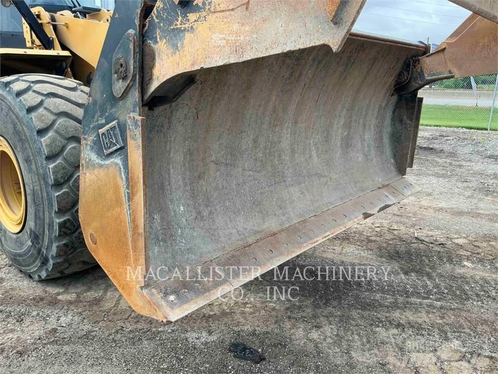 CAT 966M Utovarivači na točkove