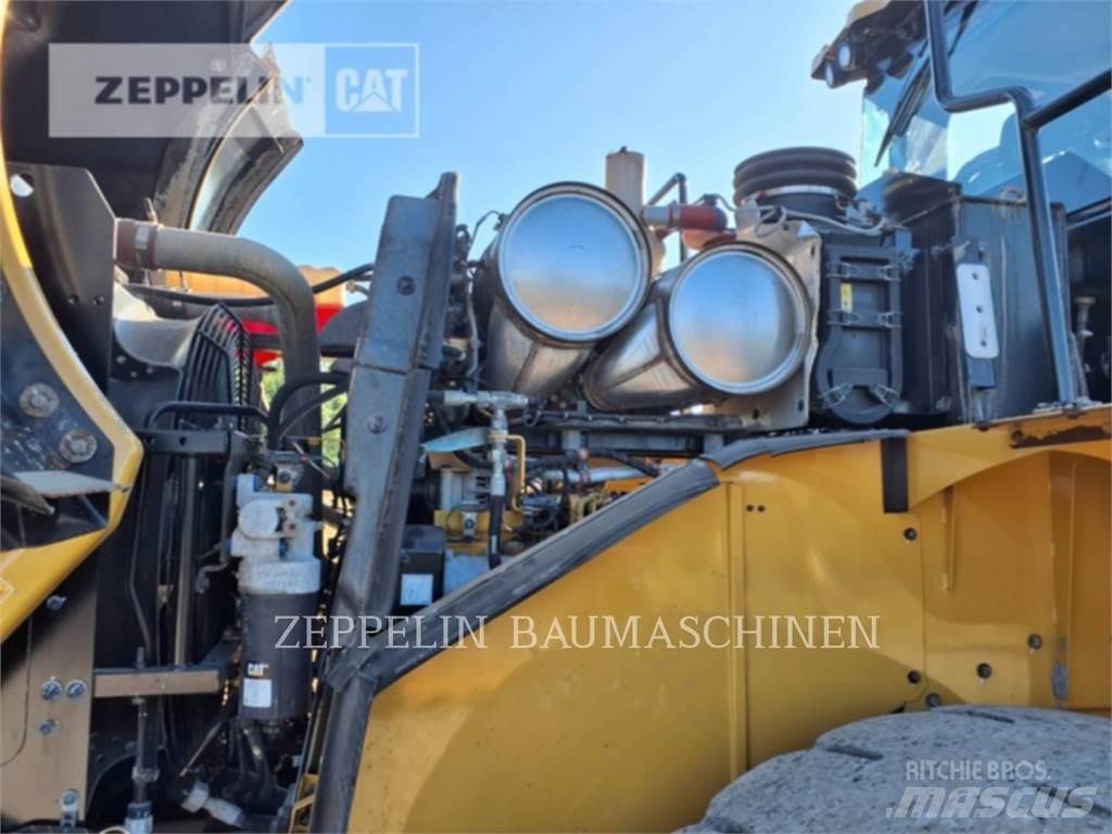 CAT 966M Utovarivači na točkove