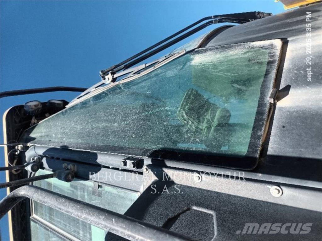 CAT 966M Utovarivači na točkove