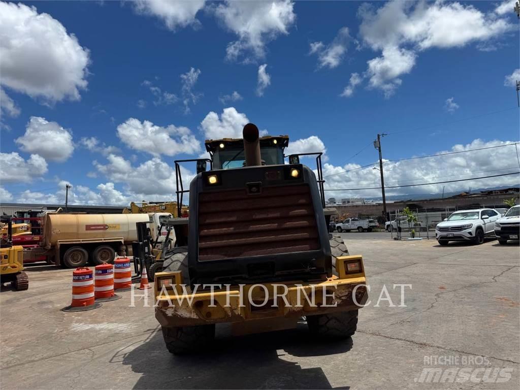 CAT 966M Utovarivači na točkove