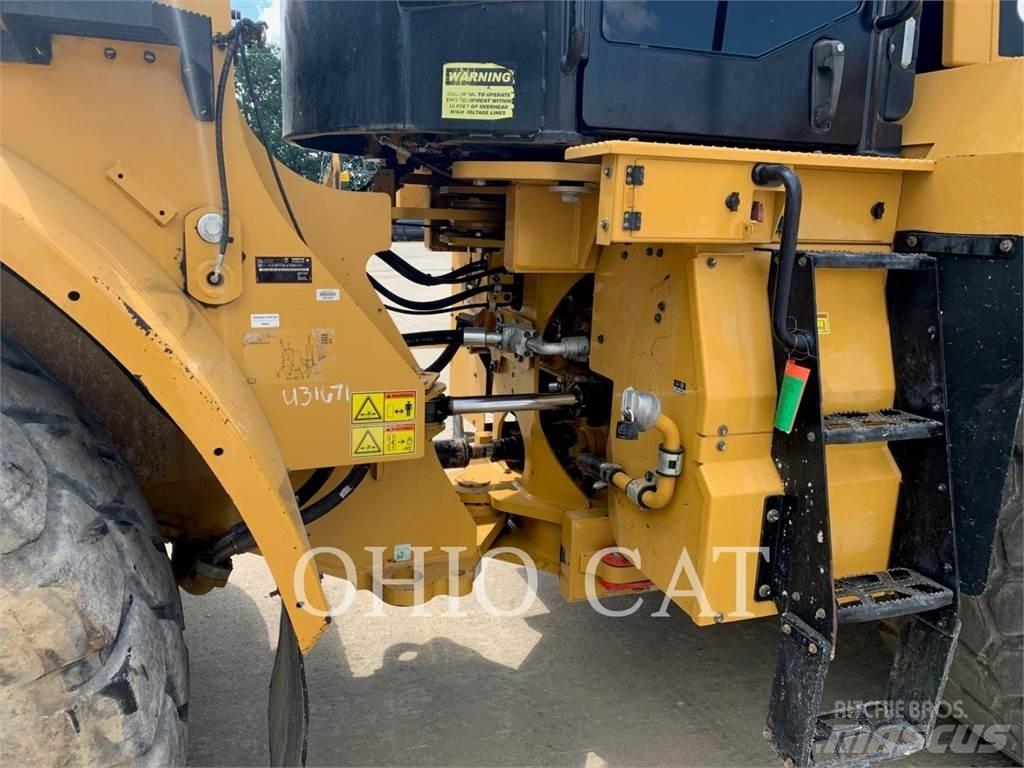 CAT 972M Utovarivači na točkove