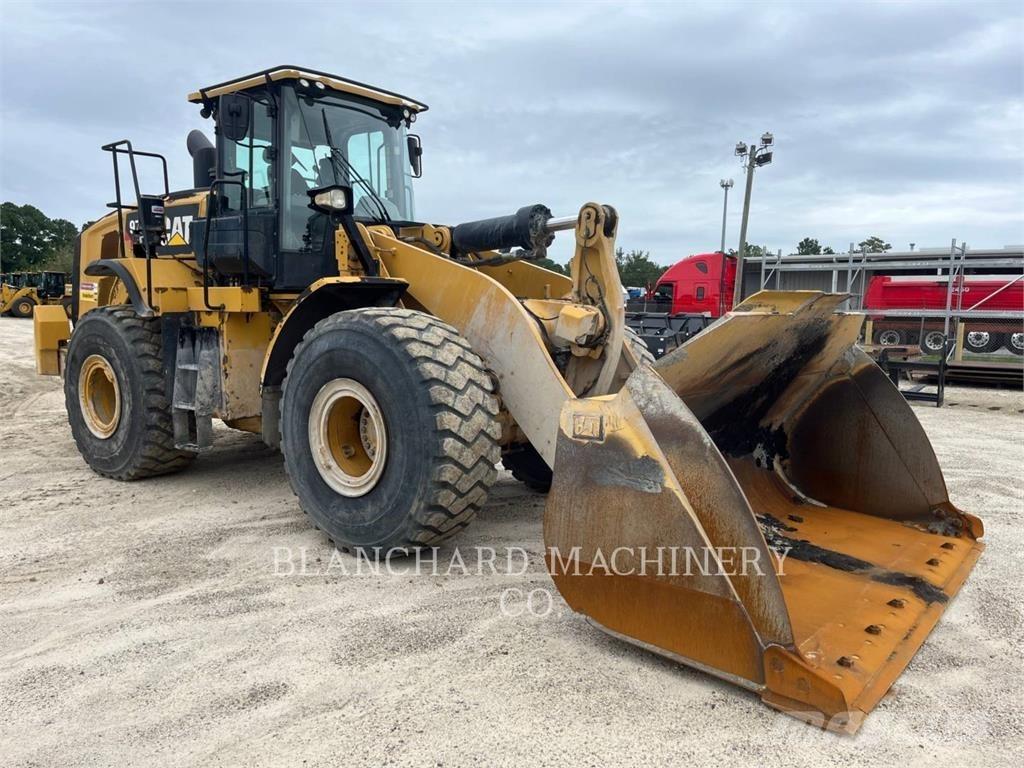 CAT 972M Utovarivači na točkove