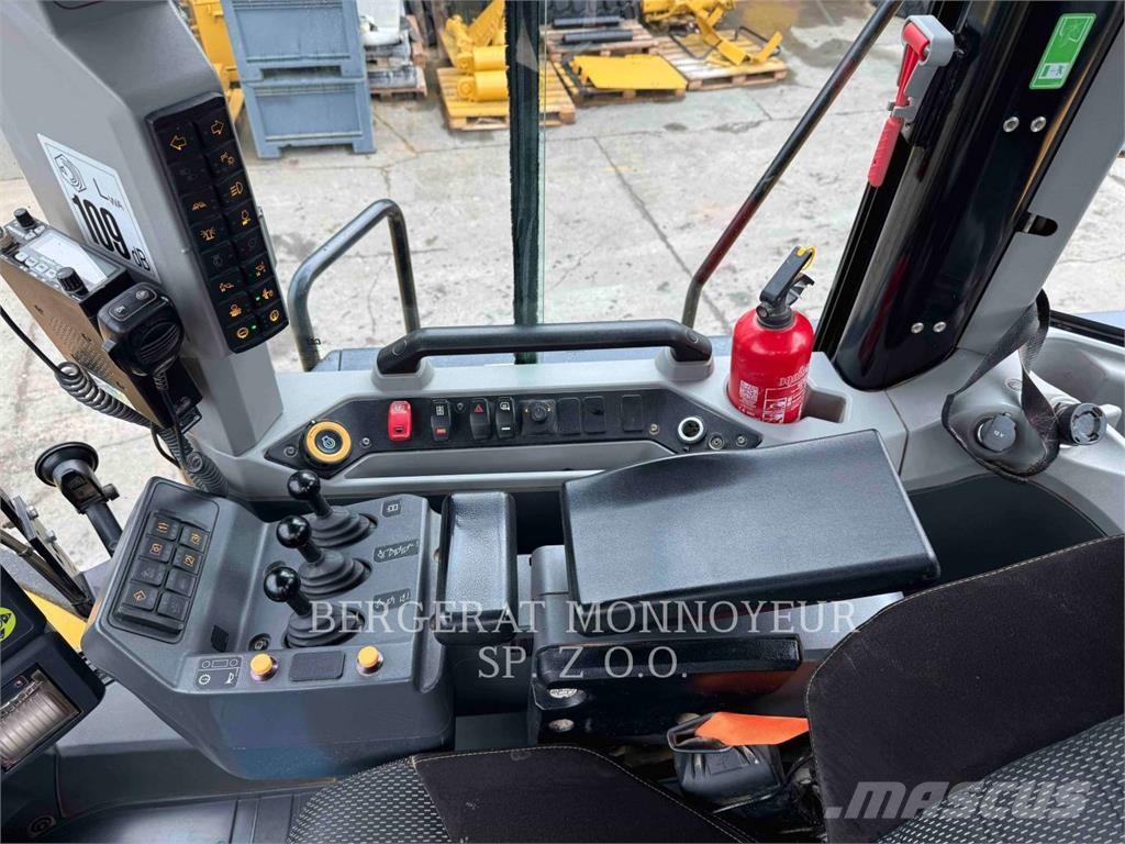 CAT 980 Utovarivači na točkove