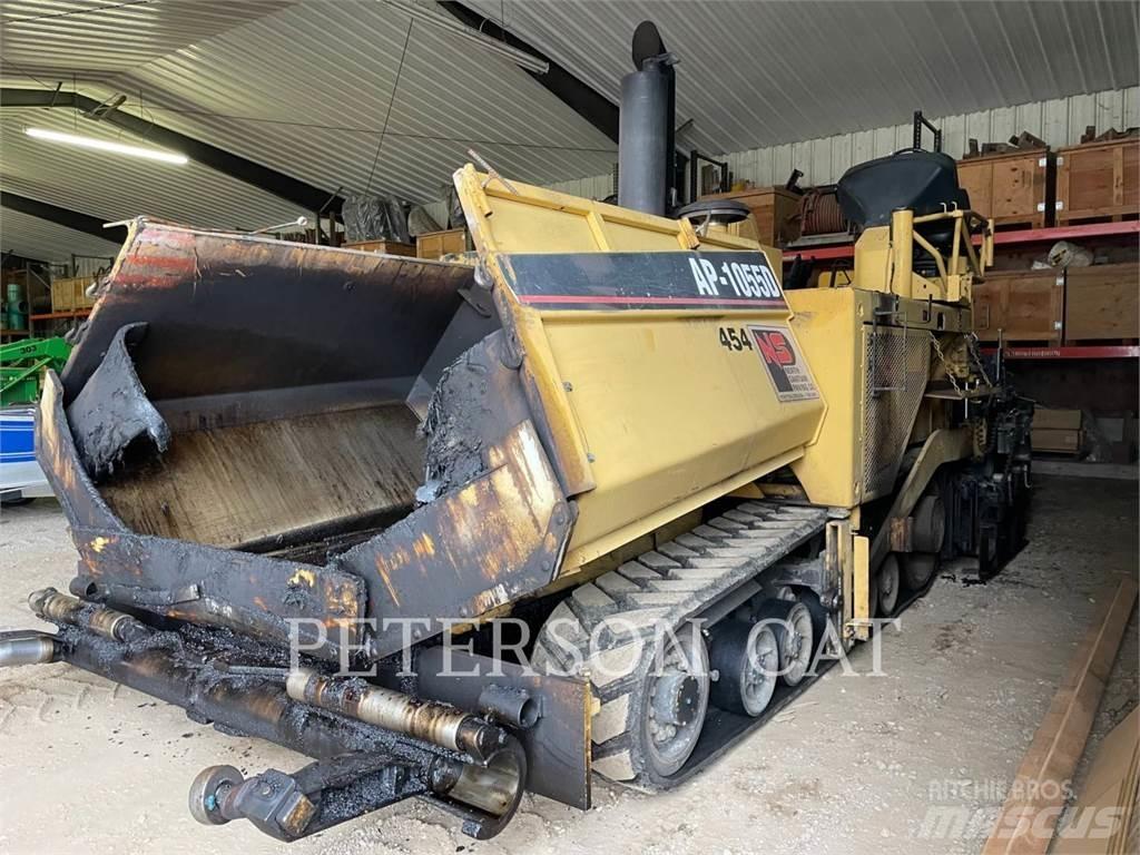 CAT AP1055D Asfaltni finišeri