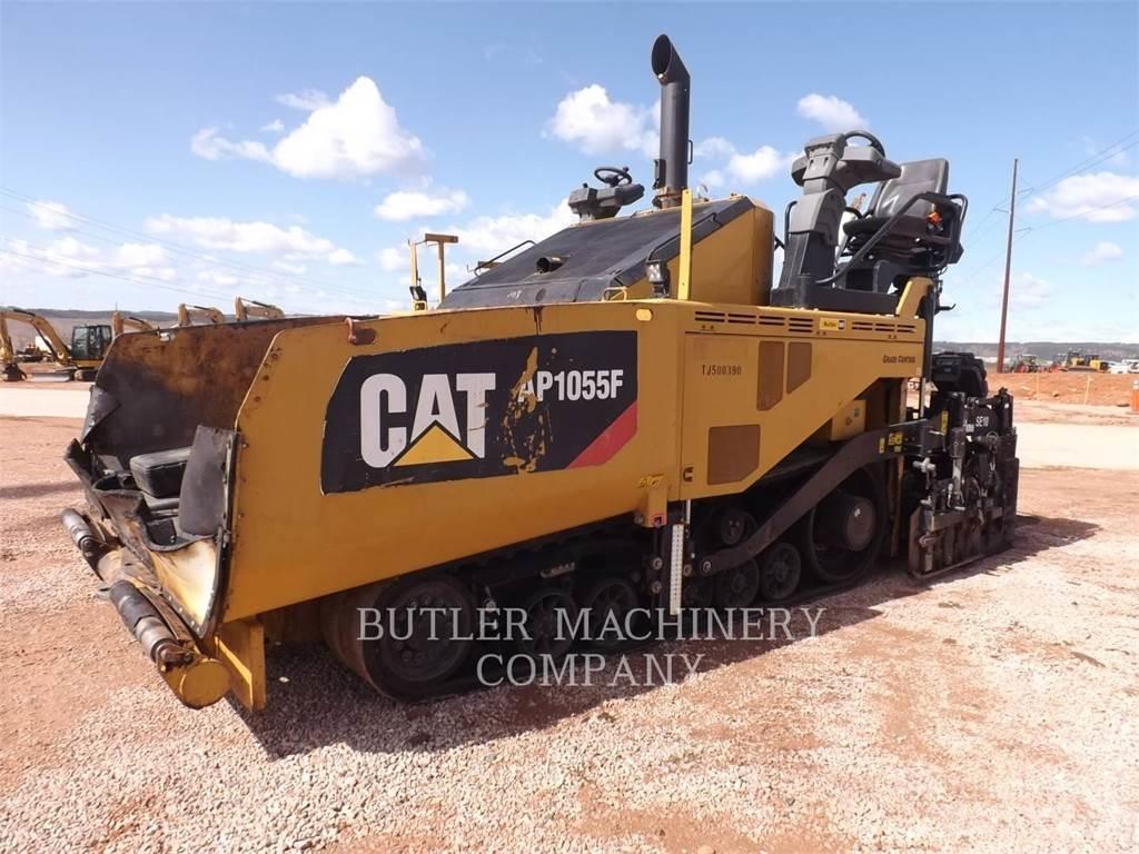CAT AP1055F Asfaltni finišeri