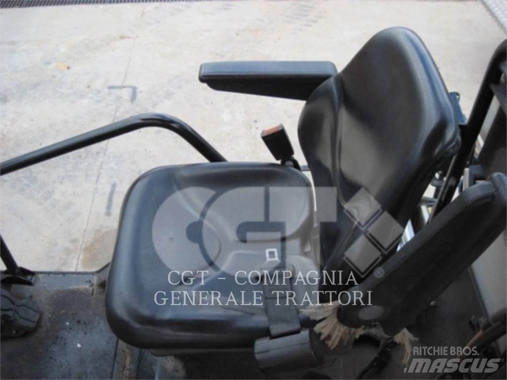 CAT AP300F Asfaltni finišeri