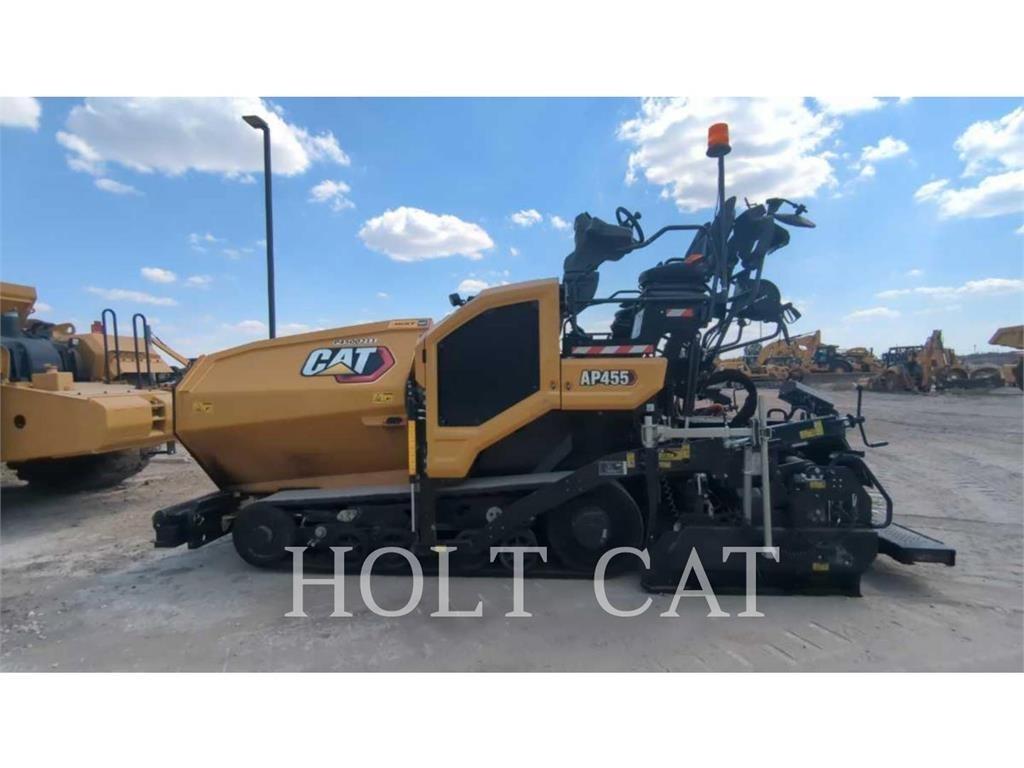 CAT AP455 Valjci sa jednim bubnjem