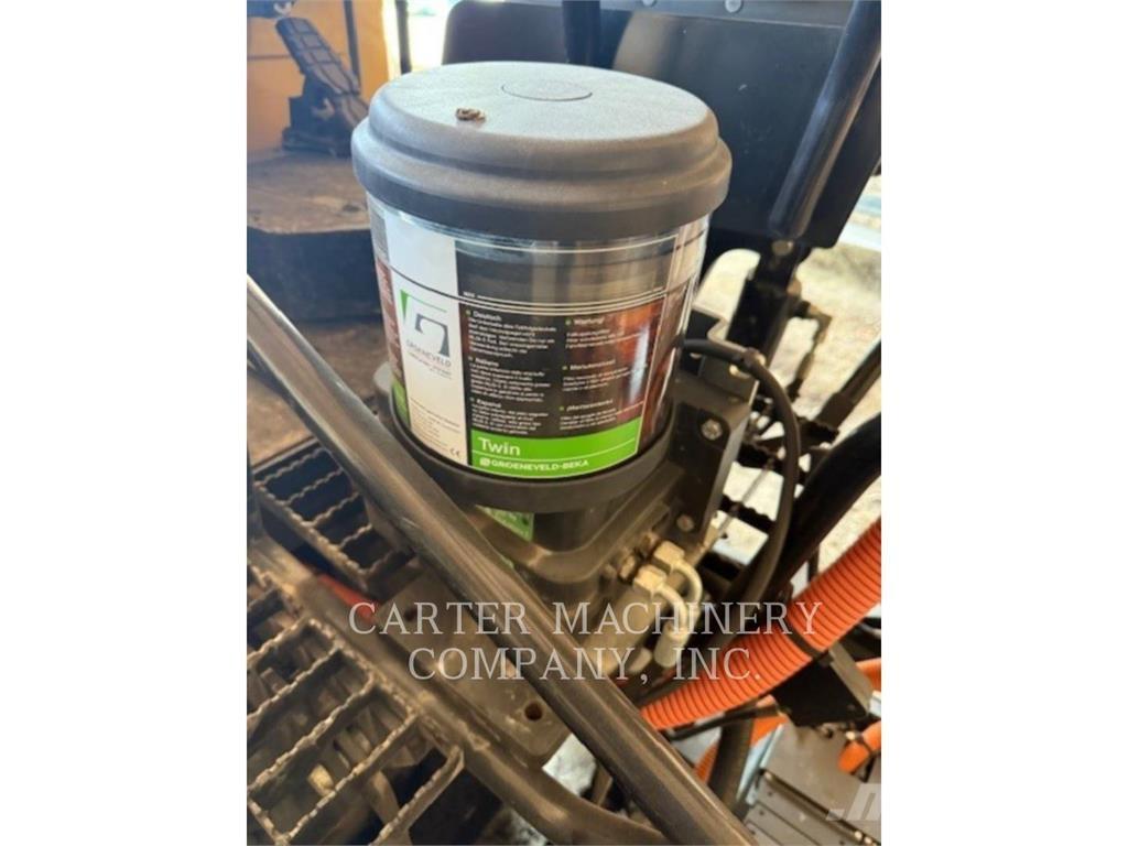 CAT AP455-07 Asfaltni finišeri