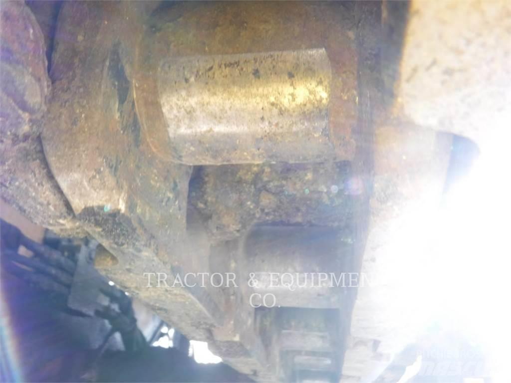 CAT AP650B Asfaltni finišeri