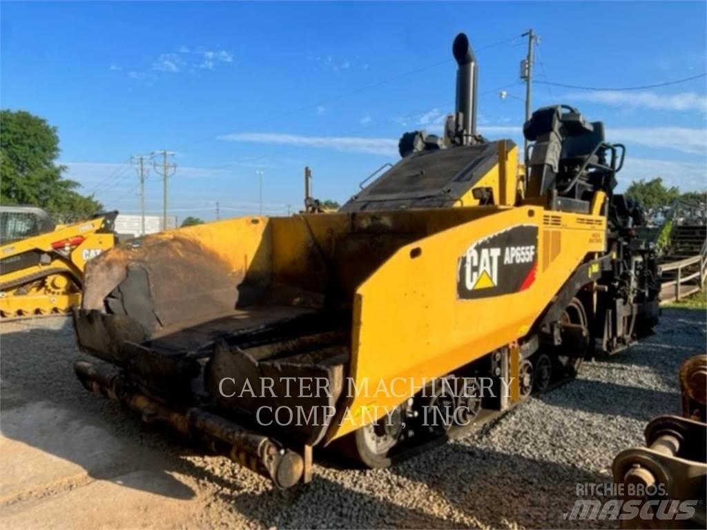 CAT AP655F Asfaltni finišeri