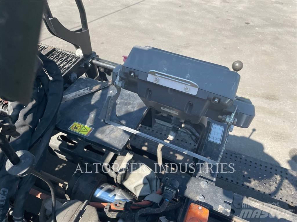 CAT AP655F Asfaltni finišeri