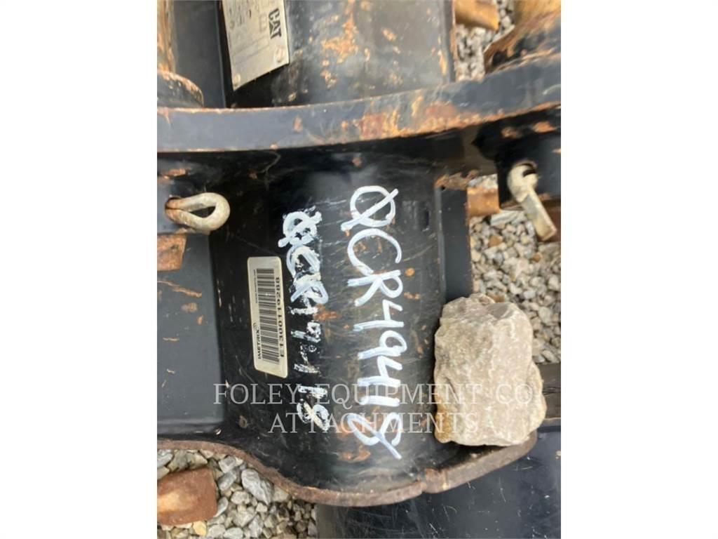 CAT BK303P24 Bageri guseničari