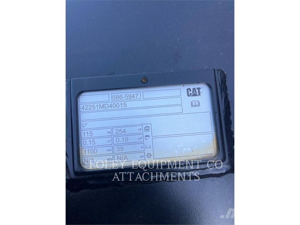 CAT BK304Q42GR Bageri guseničari